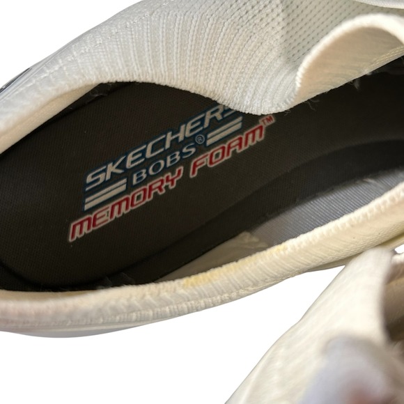 Skechers Women's 10 Slip On Walking Sneakers White Casual Comfort Shoes Stretch - Picture 13 of 15